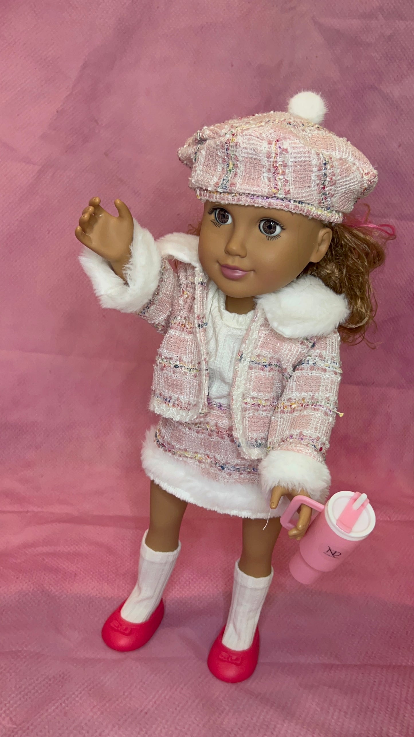 Doll ceo aṣọ